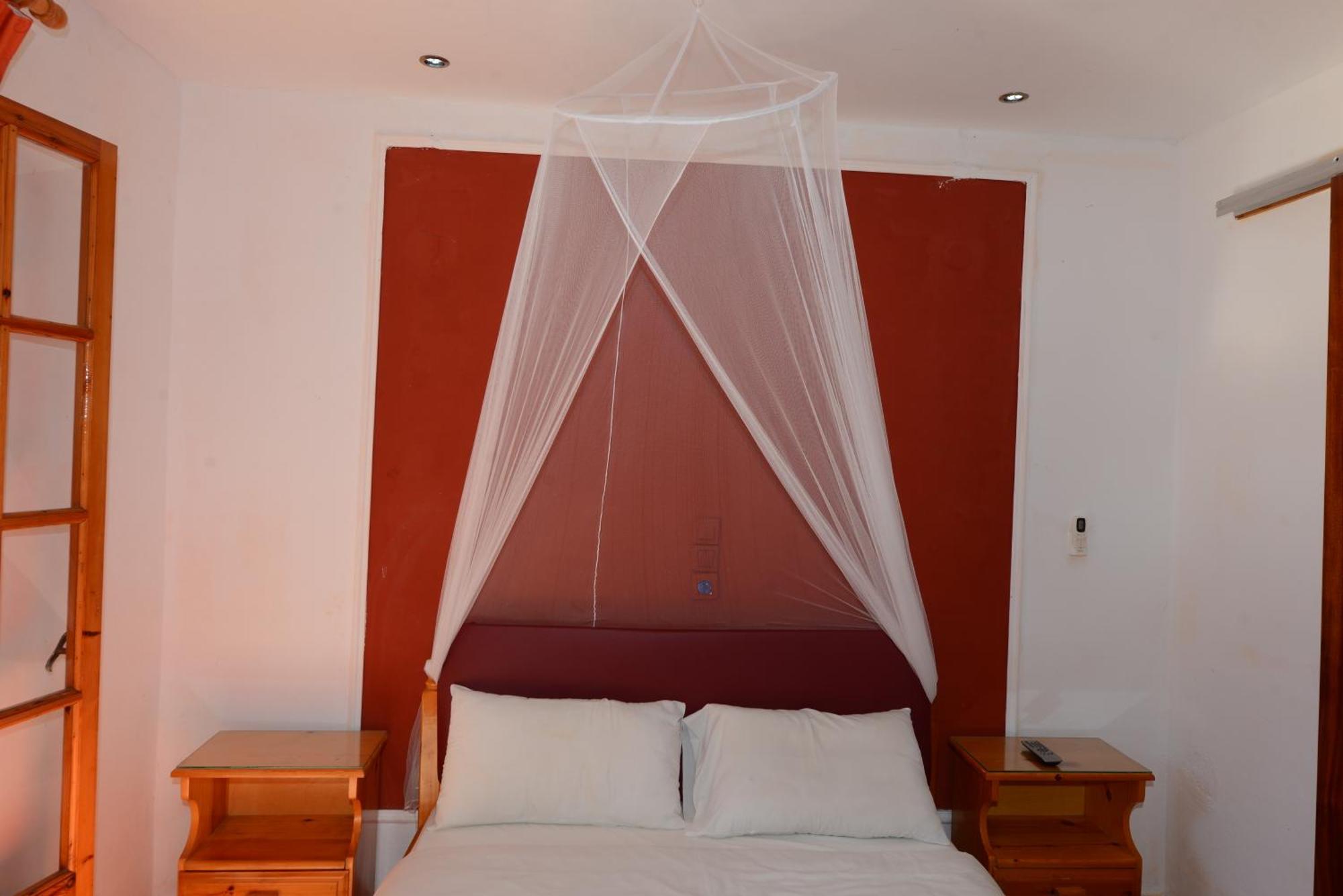 Charlies Venus Apartments Roda  Room photo